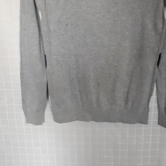 Tommy Hilfiger Long Sleeve Sweater - Picture 6 of 8